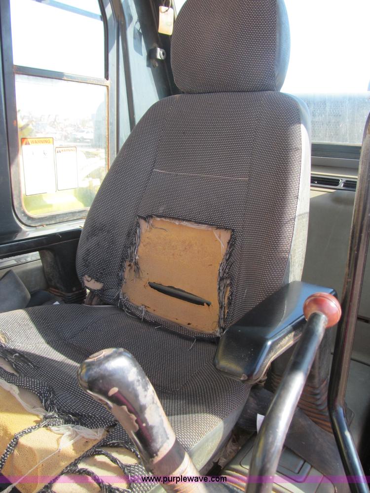 image for item F3131 2000 Komatsu PC300LC-6 excavator