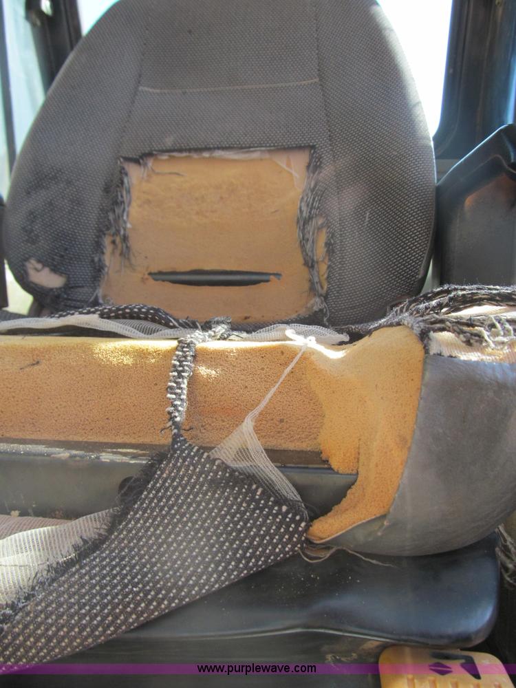 image for item F3131 2000 Komatsu PC300LC-6 excavator