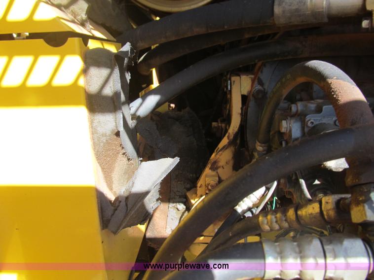 image for item F3131 2000 Komatsu PC300LC-6 excavator