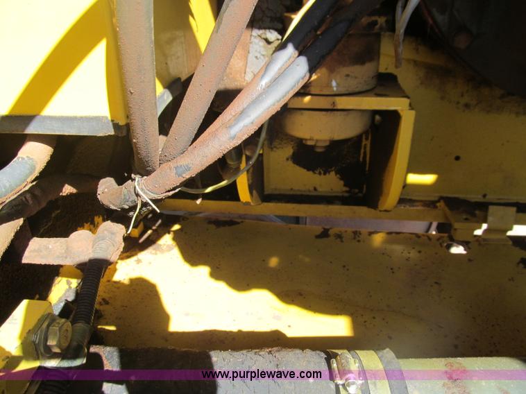 image for item F3131 2000 Komatsu PC300LC-6 excavator