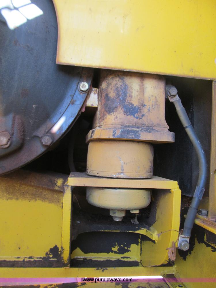 image for item F3131 2000 Komatsu PC300LC-6 excavator