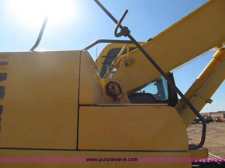 image for item F3131 2000 Komatsu PC300LC-6 excavator