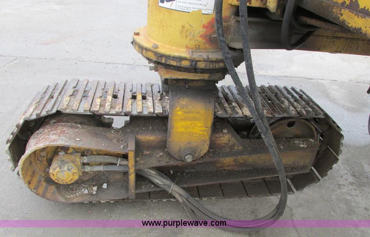 image for item F4387 1993 Gomaco GT6300 curb and gutter machine