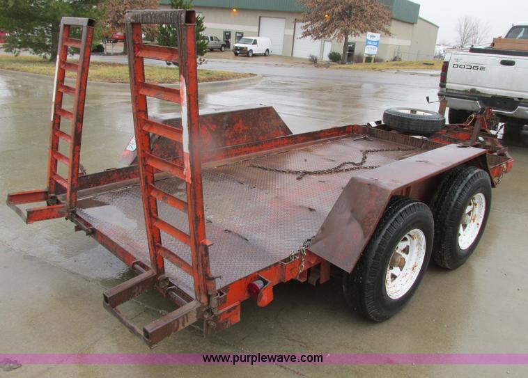 image for item F4398 1989 JFW 12' tandem axle trailer