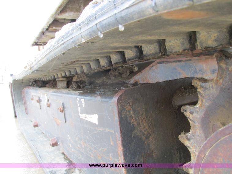 image for item F4401 1996 Bobcat 325 compact excavator