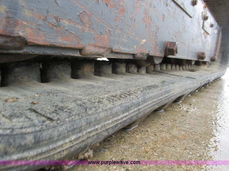 image for item F4401 1996 Bobcat 325 compact excavator