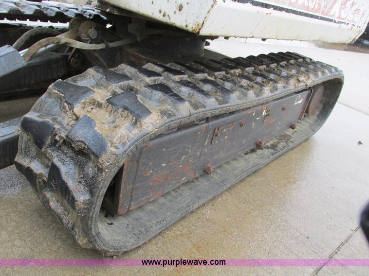 image for item F4401 1996 Bobcat 325 compact excavator