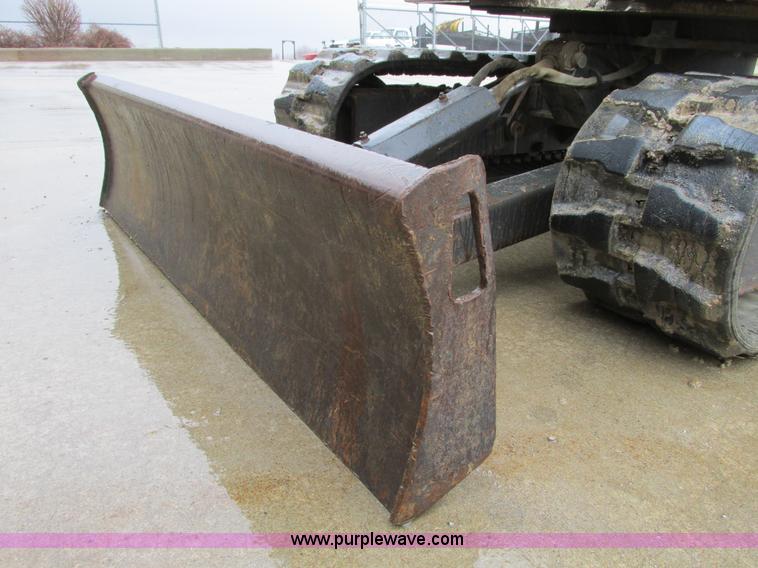 image for item F4401 1996 Bobcat 325 compact excavator