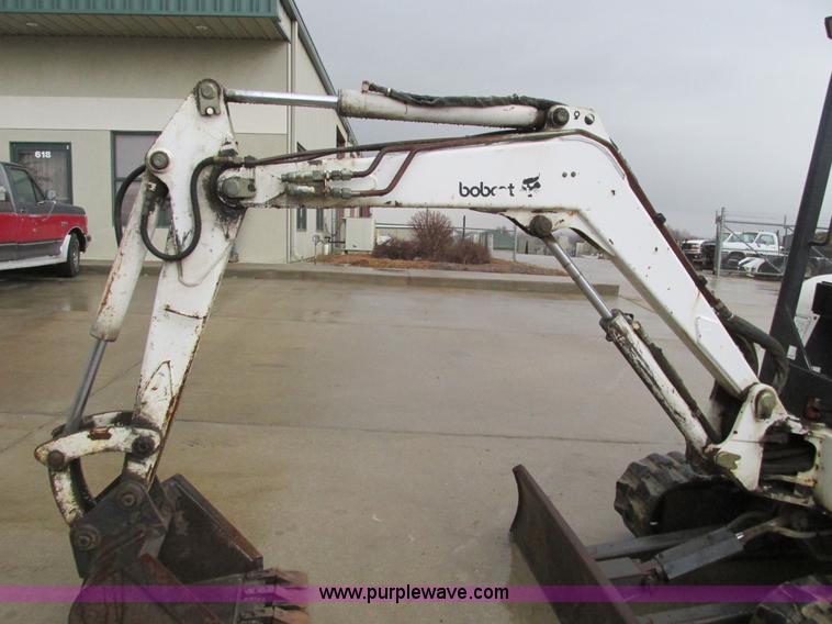image for item F4401 1996 Bobcat 325 compact excavator