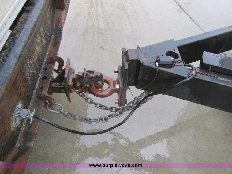 image for item F4402 2002 H&H 28' cargo trailer with living quarters