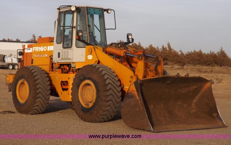 image for item F6401 1993 Fiat-Allis FR160 wheel loader