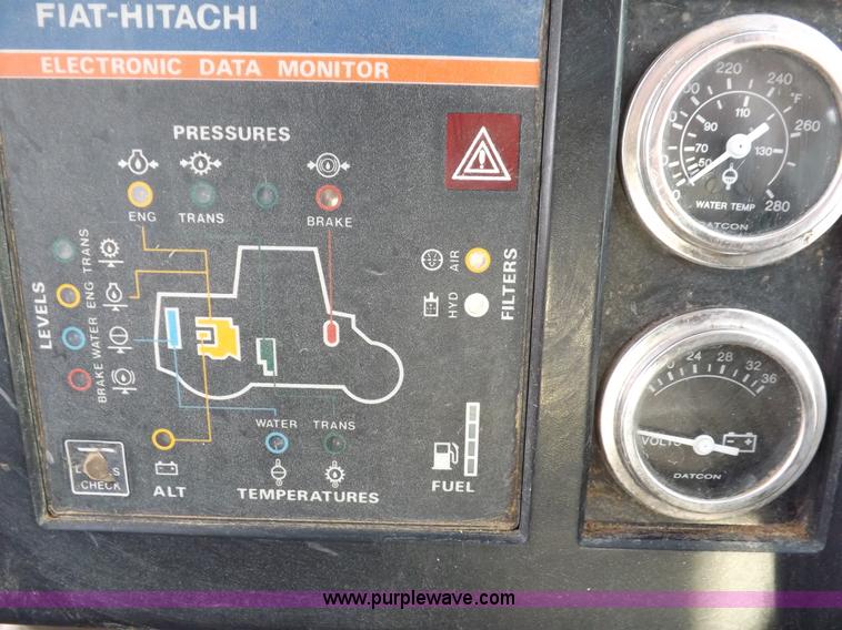 image for item F6401 1993 Fiat-Allis FR160 wheel loader