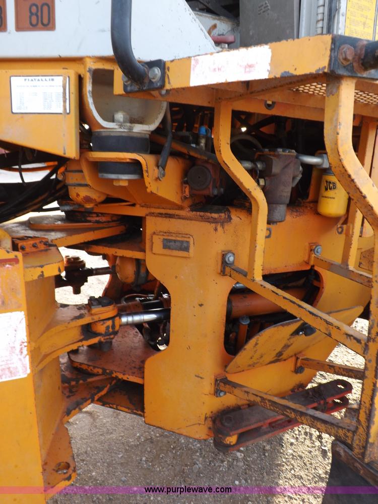 image for item F6401 1993 Fiat-Allis FR160 wheel loader