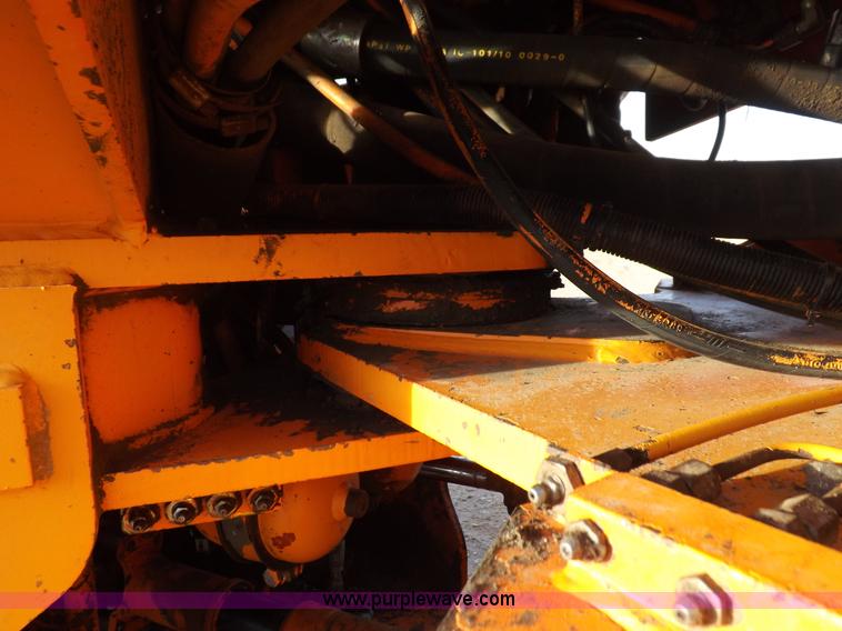 image for item F6401 1993 Fiat-Allis FR160 wheel loader