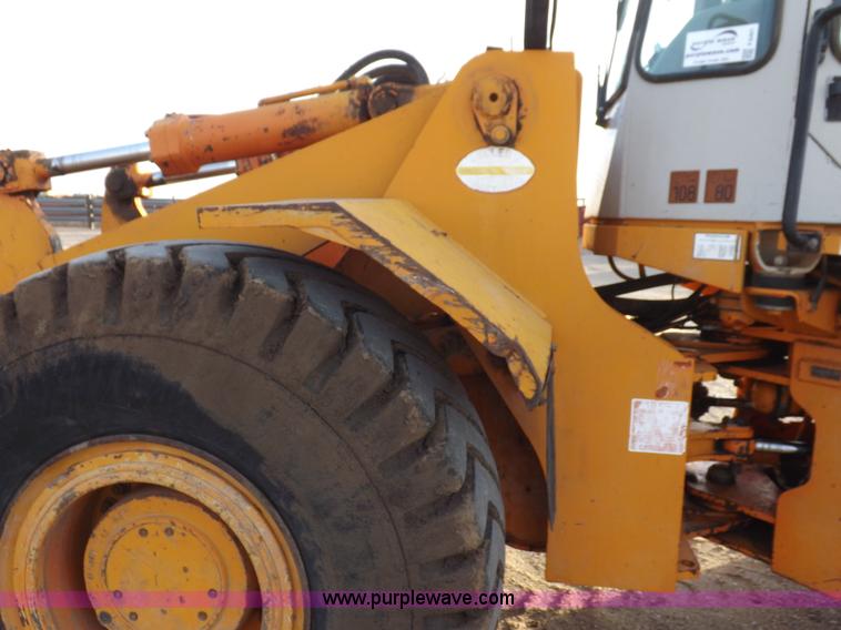 image for item F6401 1993 Fiat-Allis FR160 wheel loader