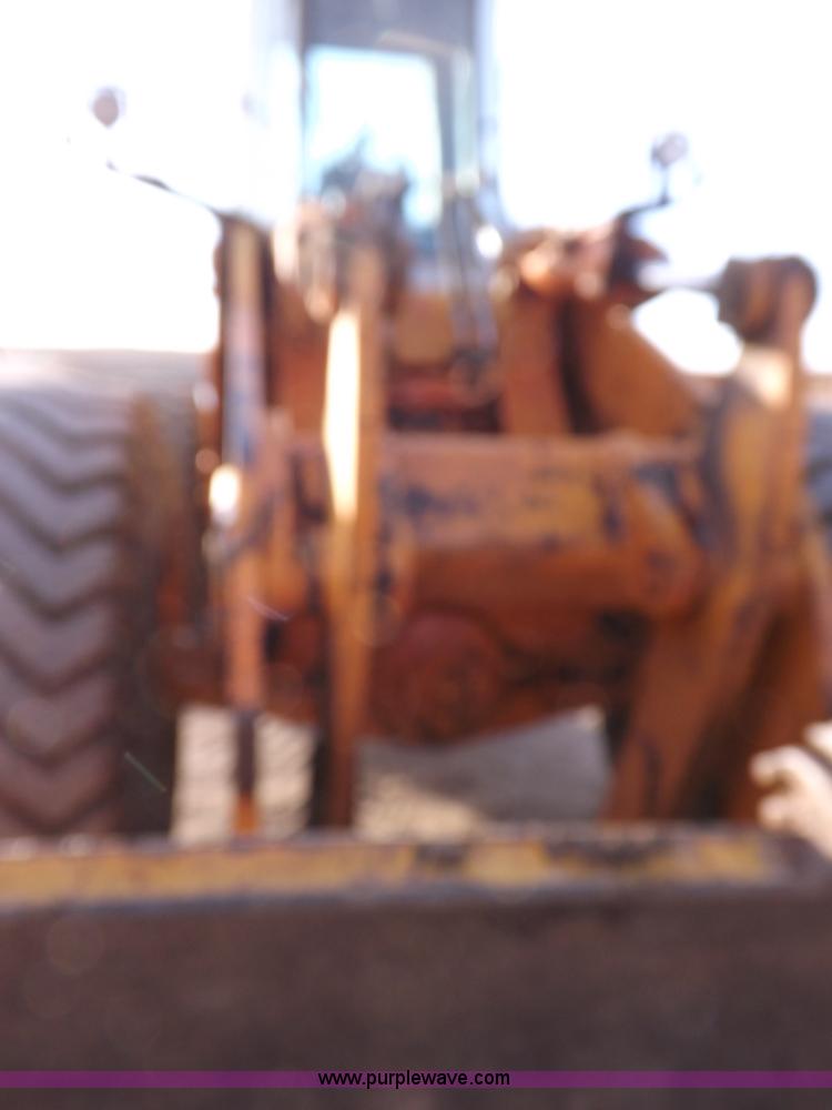 image for item F6401 1993 Fiat-Allis FR160 wheel loader