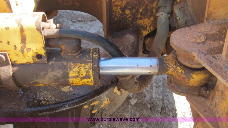 image for item G5645 1997 John Deere 550G dozer