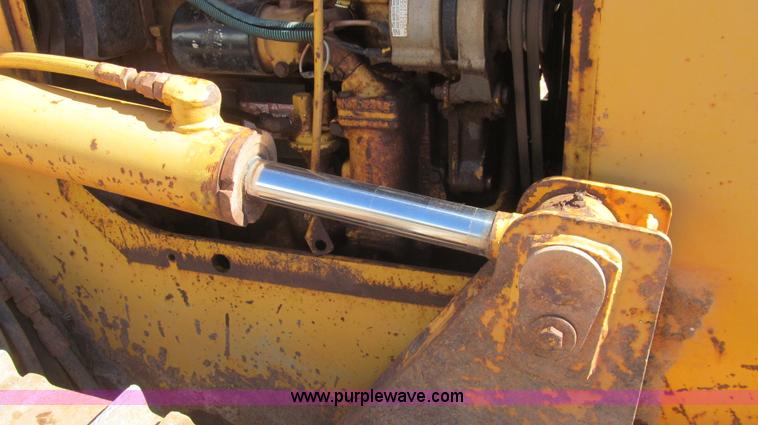 image for item G5645 1997 John Deere 550G dozer