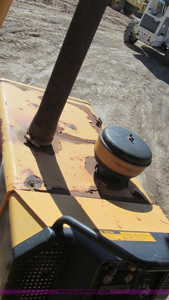 image for item G5645 1997 John Deere 550G dozer