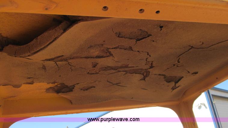 image for item G5645 1997 John Deere 550G dozer