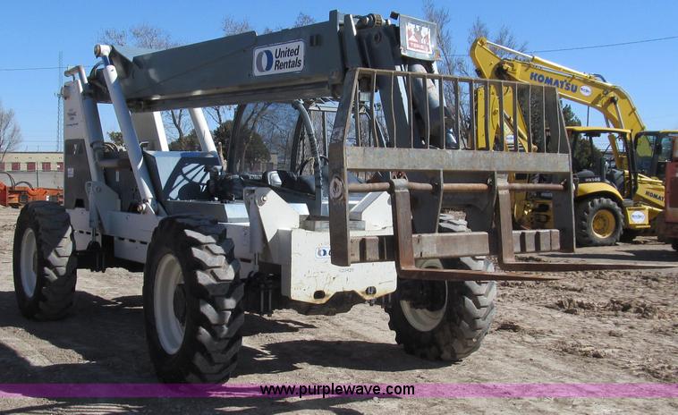 image for item G5646 2004 Terex TH644C telehandler