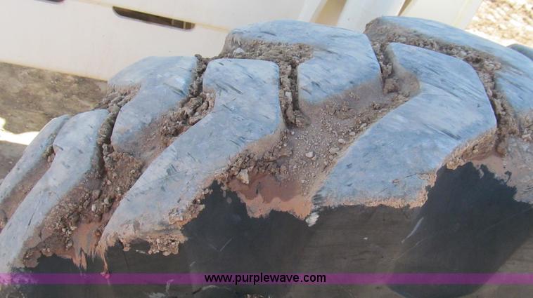 image for item G5646 2004 Terex TH644C telehandler