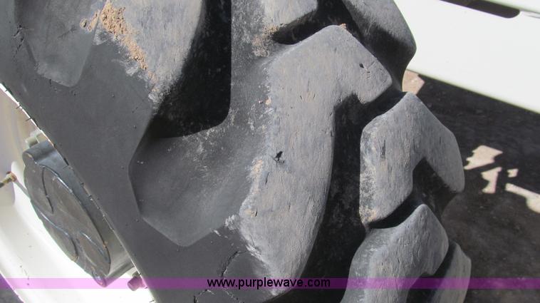 image for item G5646 2004 Terex TH644C telehandler