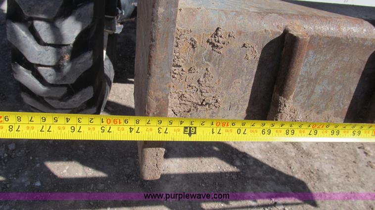 image for item G5646 2004 Terex TH644C telehandler