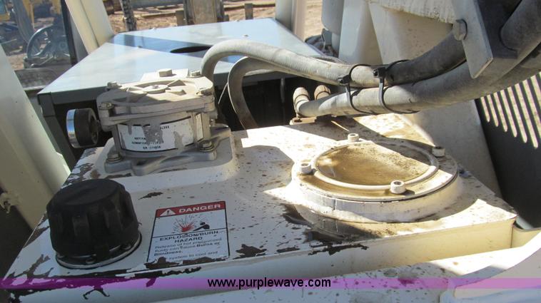 image for item G5646 2004 Terex TH644C telehandler