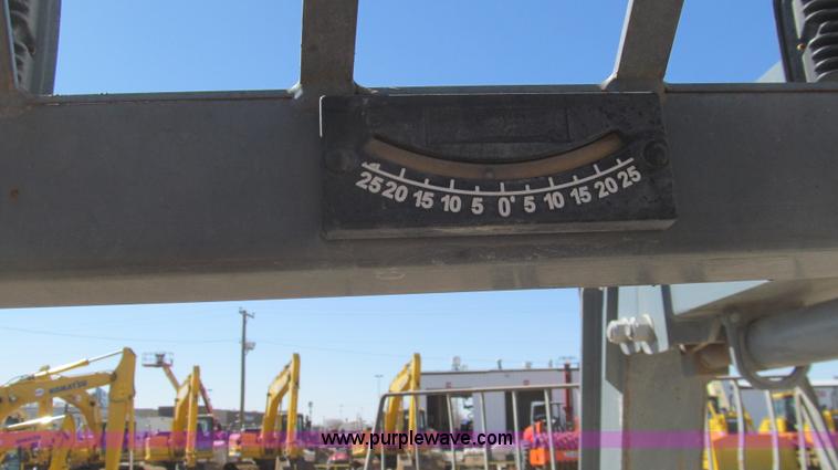 image for item G5646 2004 Terex TH644C telehandler