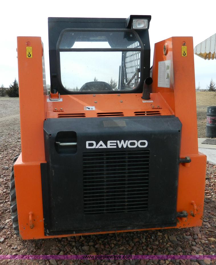 image for item G7612 1999 Daewoo 1760XL skid steer