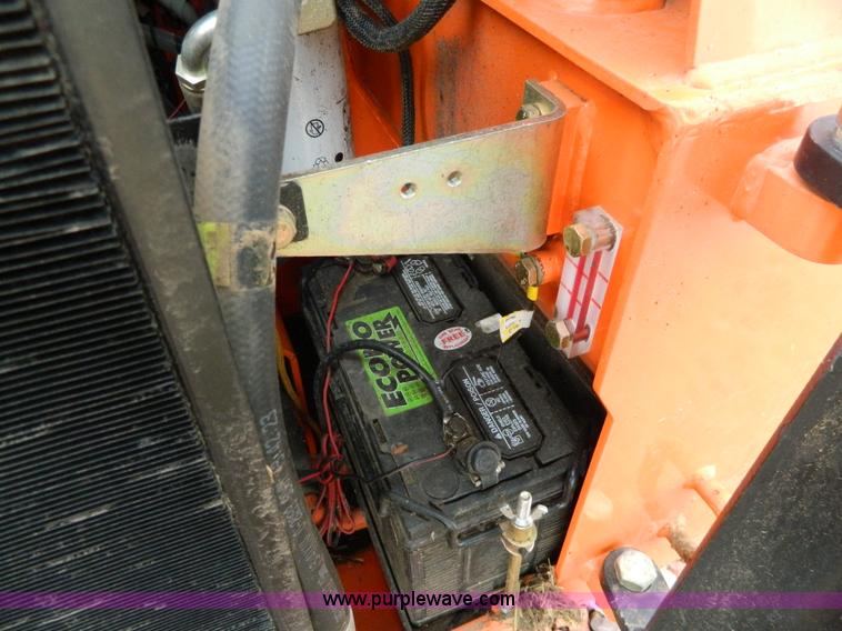 image for item G7612 1999 Daewoo 1760XL skid steer