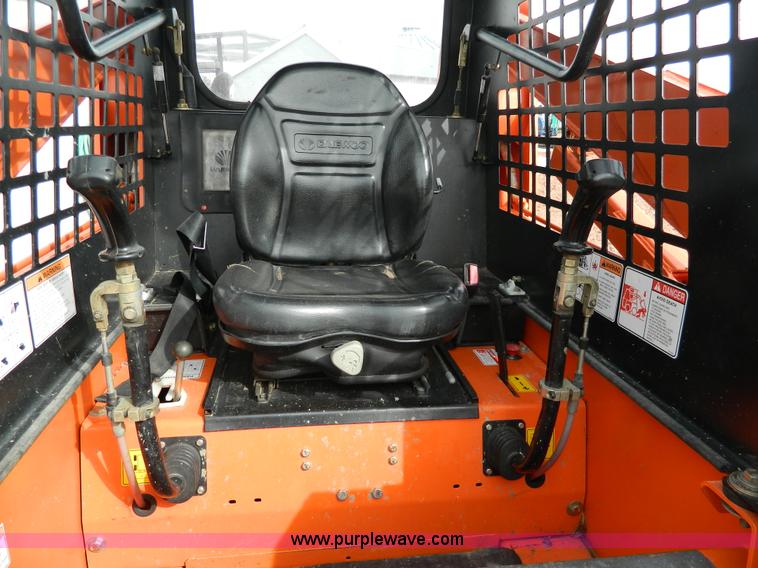 image for item G7612 1999 Daewoo 1760XL skid steer