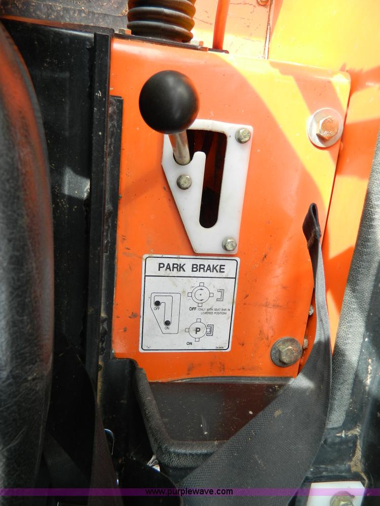 image for item G7612 1999 Daewoo 1760XL skid steer