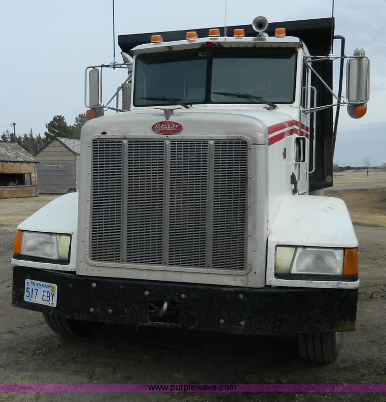 image for item G7614 1991 Peterbilt 377 dump truck