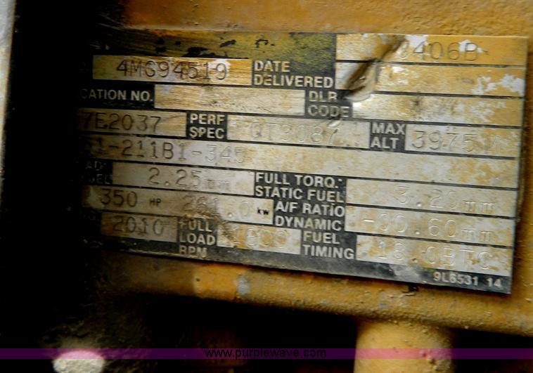 image for item G7614 1991 Peterbilt 377 dump truck