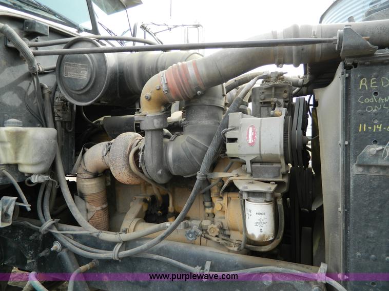 image for item G7614 1991 Peterbilt 377 dump truck