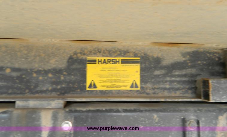 image for item G7614 1991 Peterbilt 377 dump truck