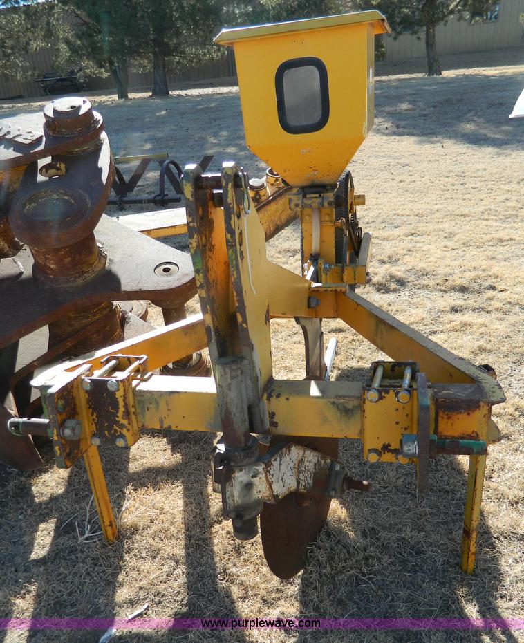 image for item S9227 Wilbur-Ellis golfer getter