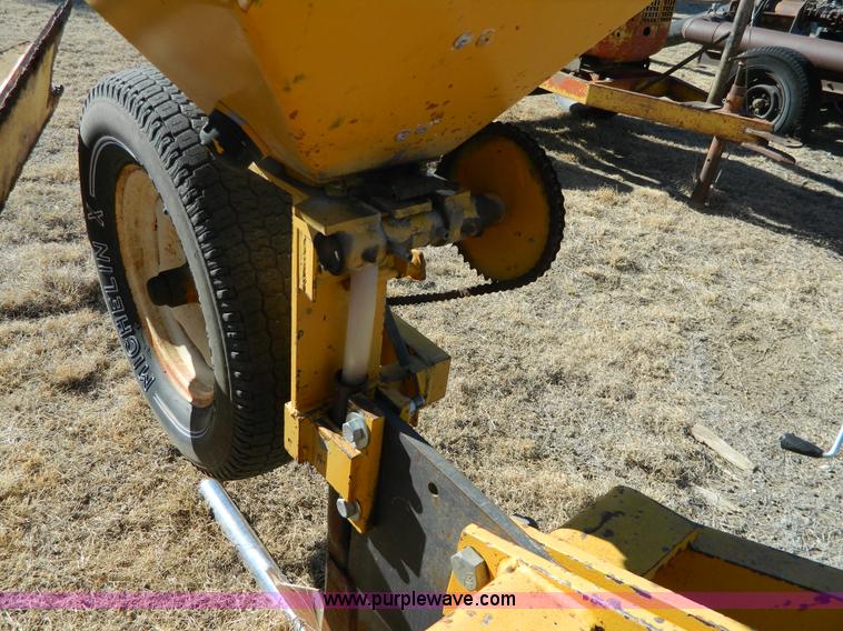 image for item S9227 Wilbur-Ellis golfer getter