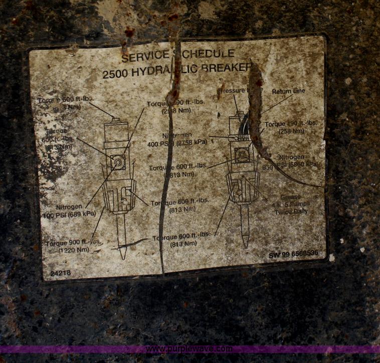 image for item V9508 Bobcat 2500 hydraulic breaker