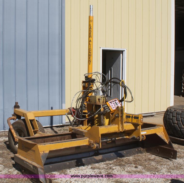 image for item V9513 2005 Darbyshire TPS-8 8' box blade