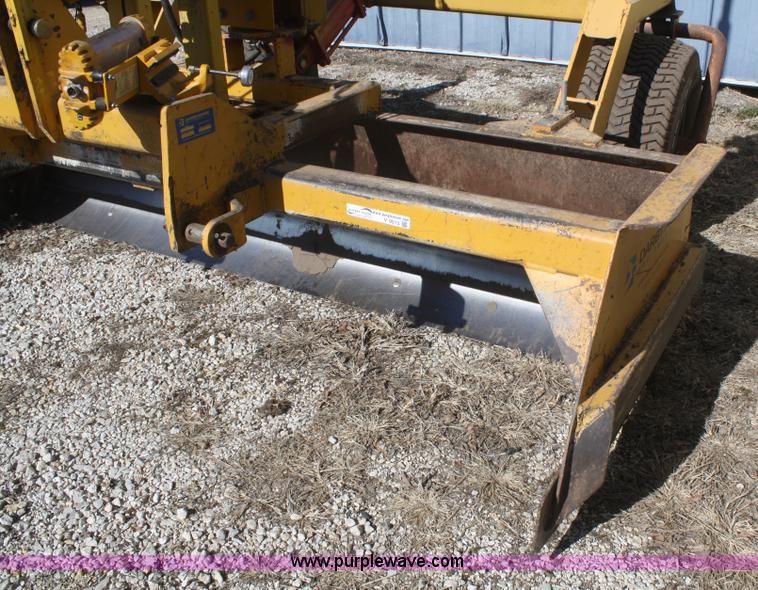 image for item V9513 2005 Darbyshire TPS-8 8' box blade