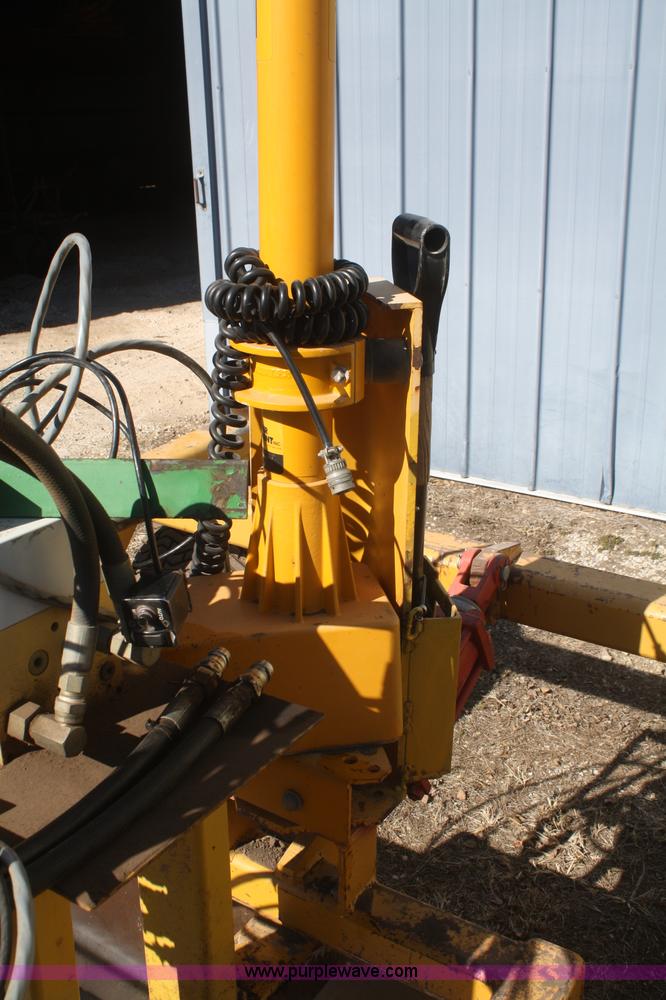 image for item V9513 2005 Darbyshire TPS-8 8' box blade