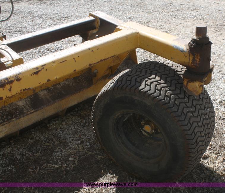 image for item V9513 2005 Darbyshire TPS-8 8' box blade