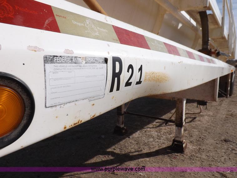 image for item F6397 2003 Dragon vacuum trailer