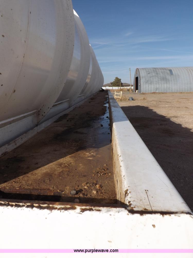 image for item F6398 2009 Dragon vacuum trailer