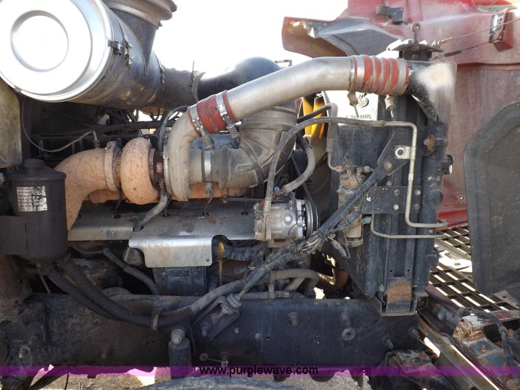 image for item F6399 1999 Mack CH613 semi truck