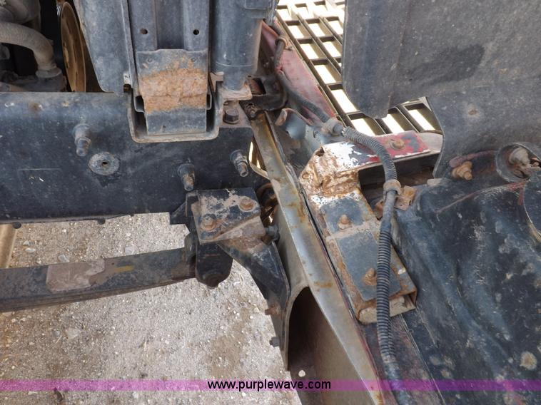 image for item F6399 1999 Mack CH613 semi truck