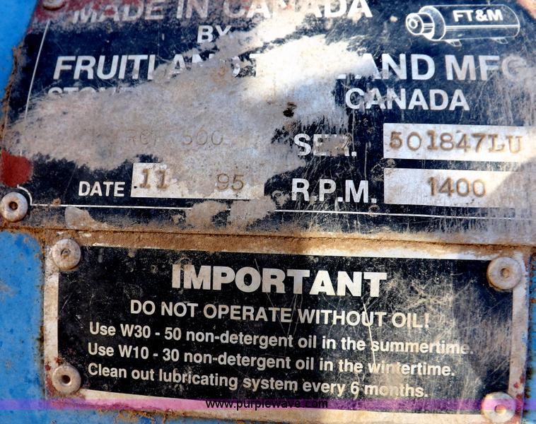 image for item F6399 1999 Mack CH613 semi truck